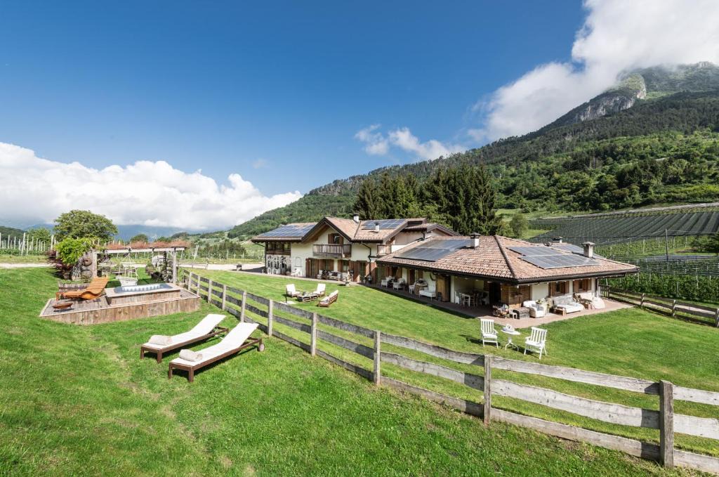 Vigolo Vattaro House | Berry House