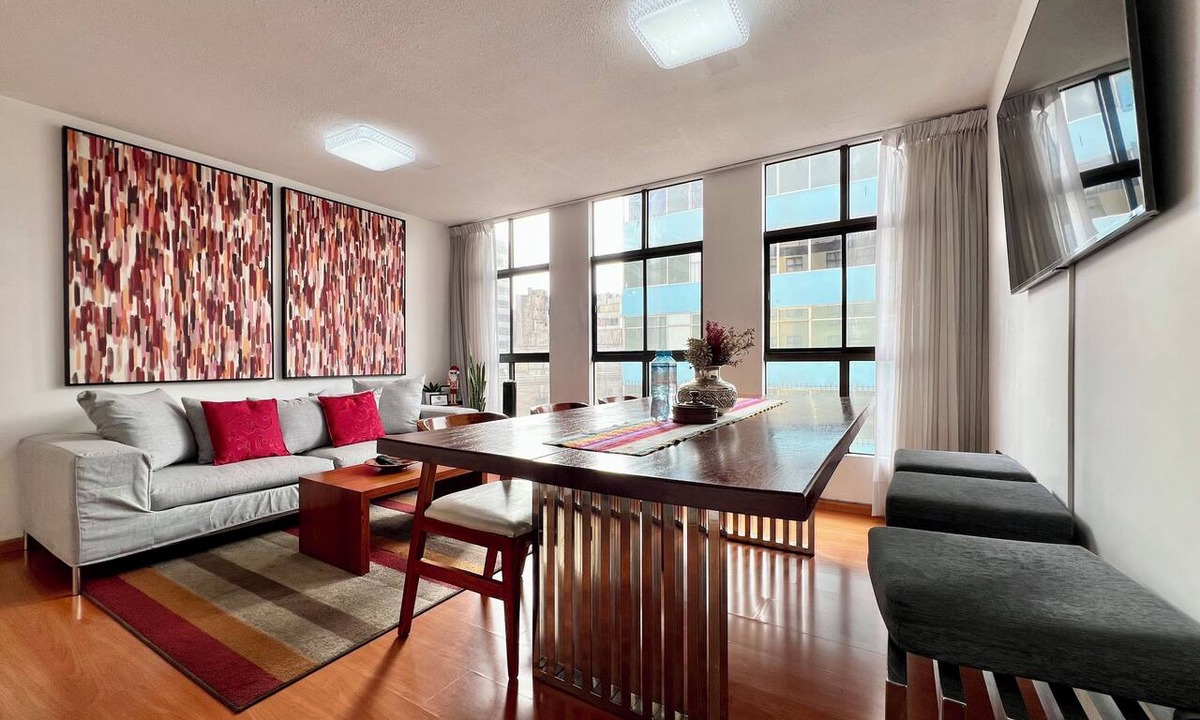 Cercado de Lima Apartment | ¡Best Central Lima Stay + city view + Fast Wifi!