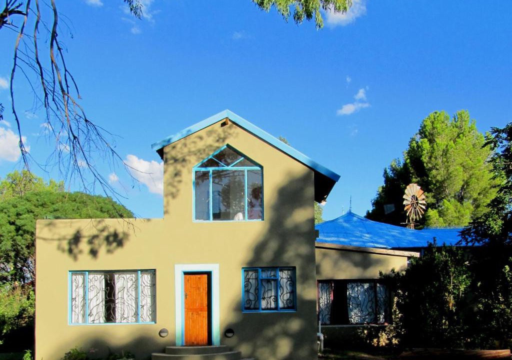 Smithfield House | Bluegum Cottage B&B and Self Catering
