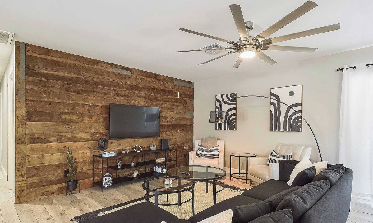 Raskin Estates House | Breeze Retreat on Eugie Terrace #42045