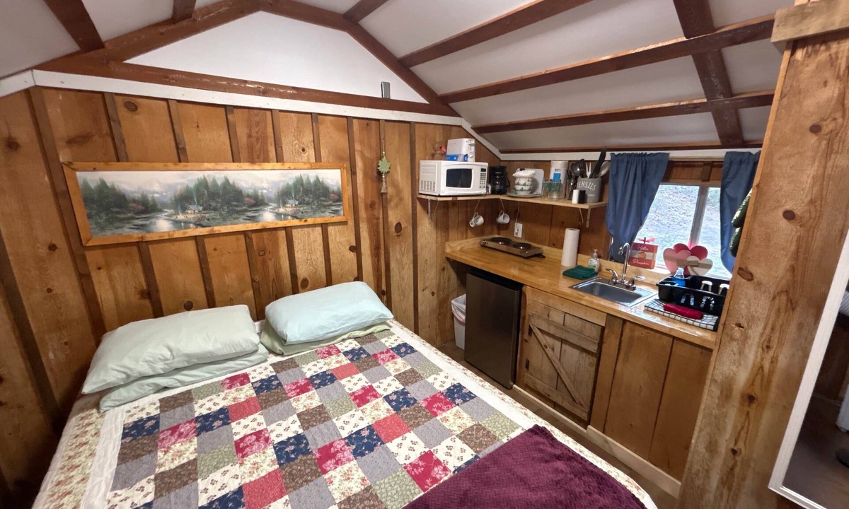 Christopher Creek Cabin | Cabin #6 - Studio - No Fireplace