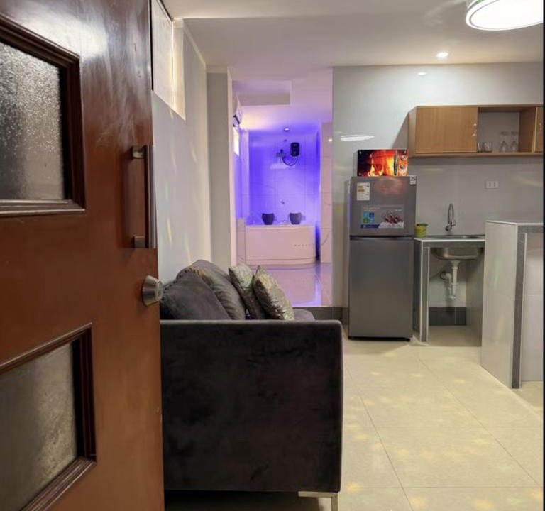 Jose Leonardo Ortiz Apartment | Calle España - 2do piso - solo habitación principal