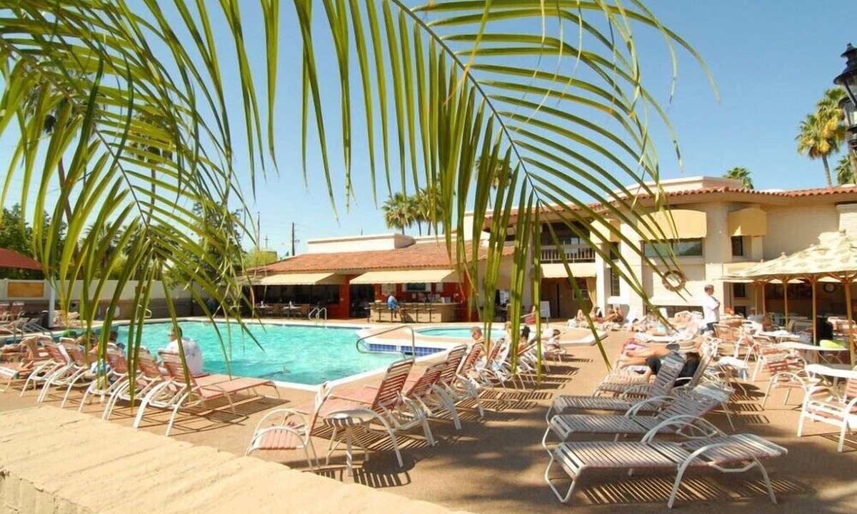 Arcadia Apartment | Camelback Magnificent Studio with Fitness Room & Pool