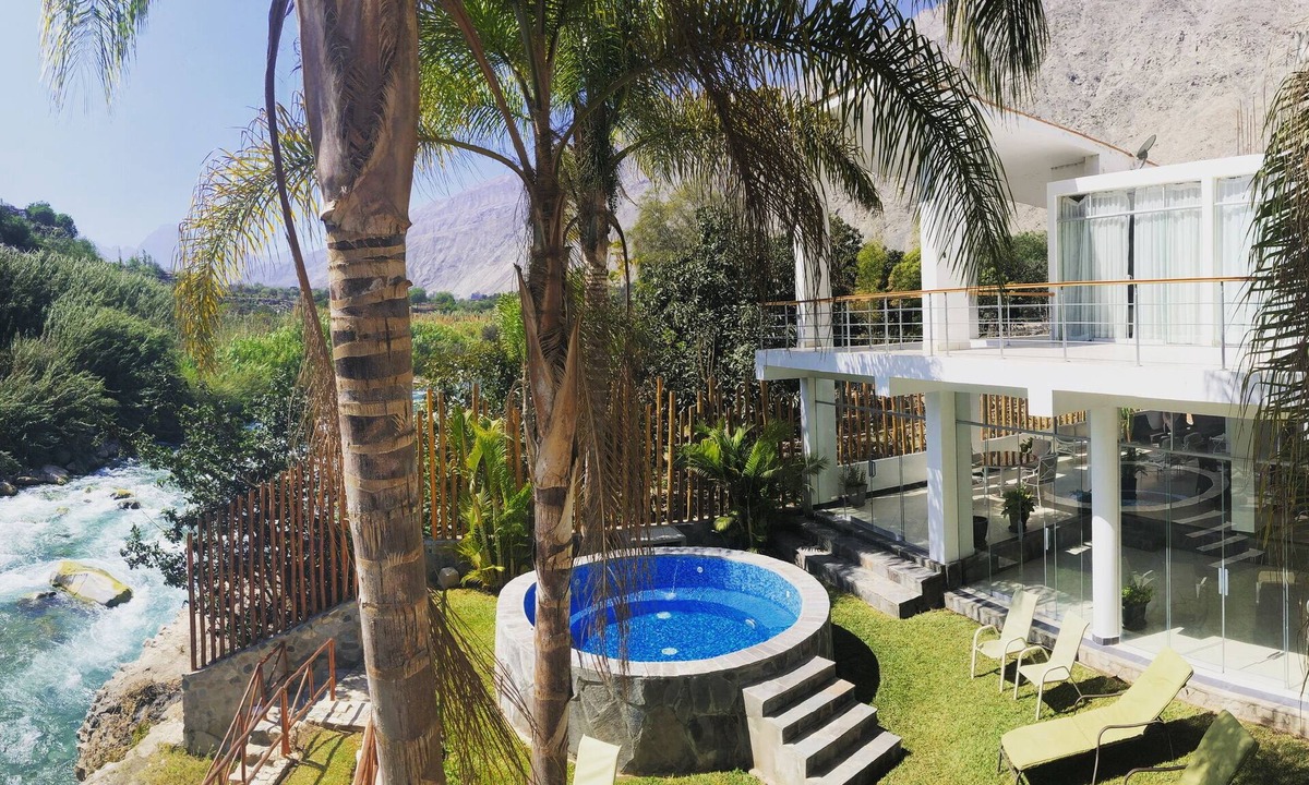 Lunahuana House | Casa Blanca Vista al Río y Accesso Directo