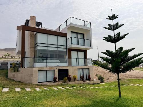 San Antonio Apartment | Casa de Playa de Estreno