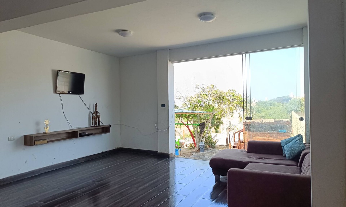 Asia House | Casa En Asia