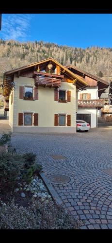 Mezzano Apartment | Casa Jasmina
