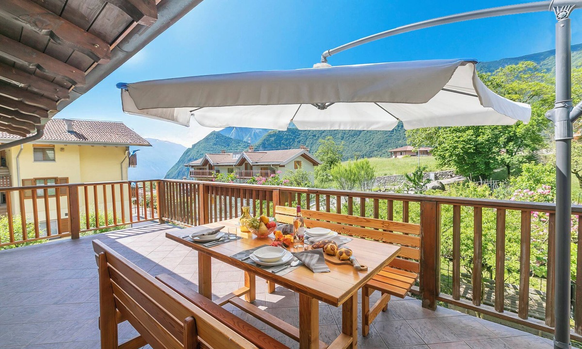 Ville del Monte House | Casa Tra Borgo e Lago, Tenno, Italy