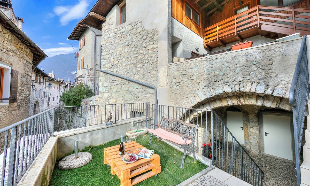 Ville del Monte Apartment | Casa Umberto, Tenno, Italy