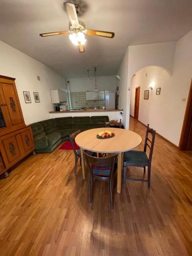 Taio Apartment | Casa vacanza predaia
