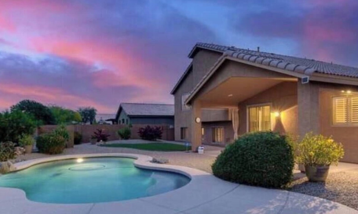 Tatum Ranch House | Cave Creek Beauty, Great Location, Spacious Executive Home - HEATED POOL!