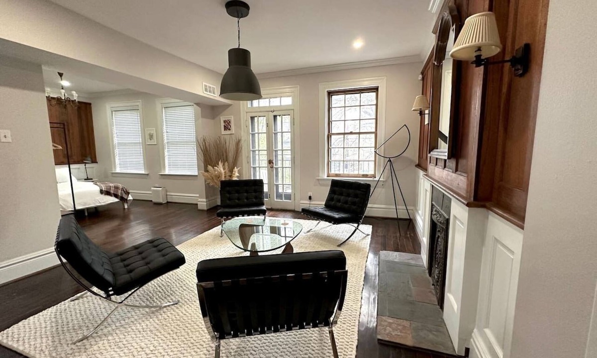 Central West End Apartment | Central CWE Luxury, King Beds, Huge Primary Suite