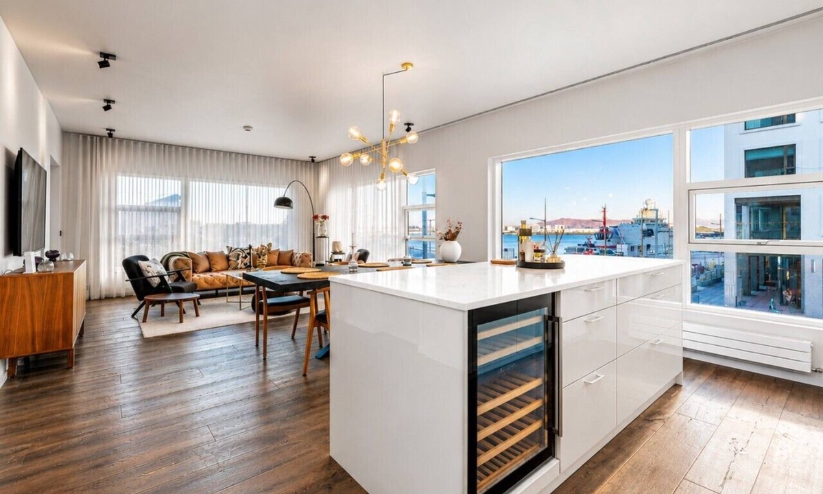 Downtown Apartment | Central Well-Rated Apartment Reykjavík
