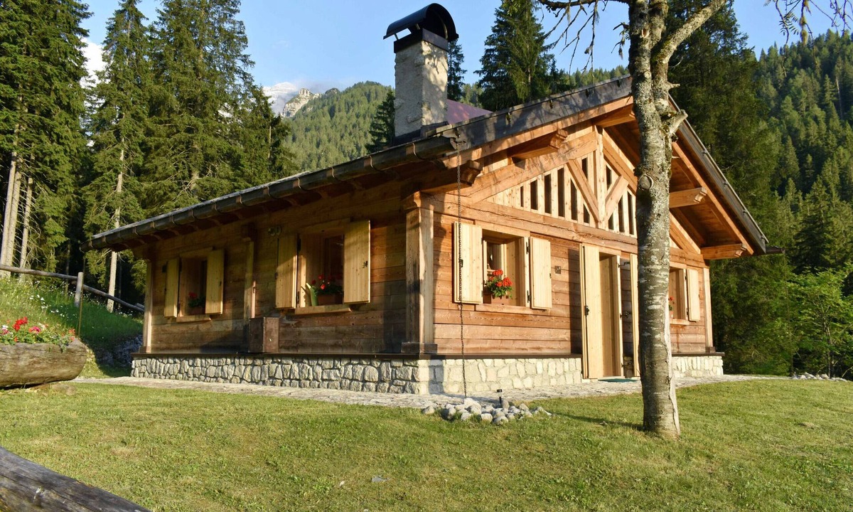 Madonna di Campiglio Ski Chalet | CHALET BRENTA DOLOMITES