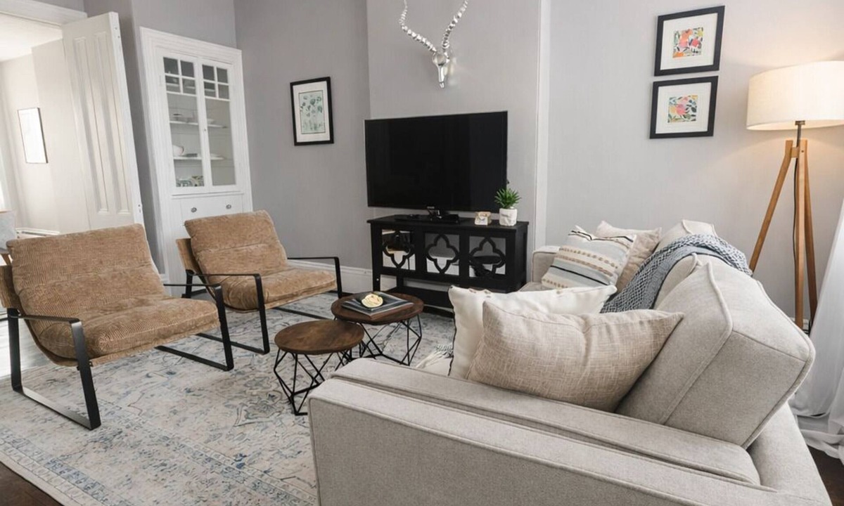 Thompson Square - Bunker Hill Condo | Charlestown Gem - Historic and Central Boston location, perfect for walking