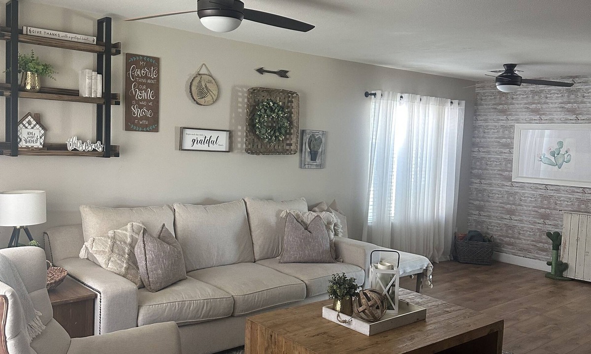 Dysart Ranch House | Charming 4-bedroom house with WiFi and AC in Litchfield Park