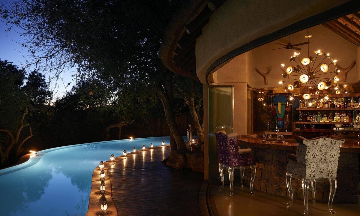 Madikwe Game Reserve Cabin | Charming 8-bedroom Luxury Safari Lodge with Adventures in Madikwe Game Reserve.
