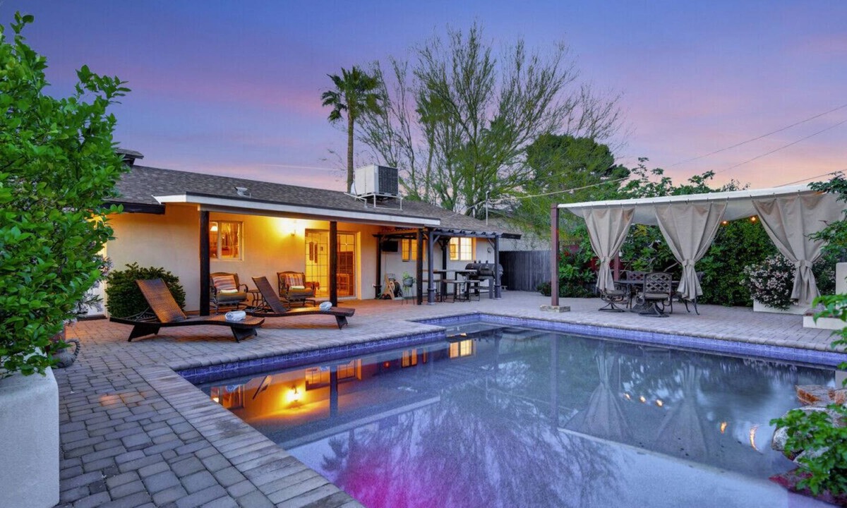 Scottsdale Country Acres House | Charming Backyard | Neighborhood parks & Old Town