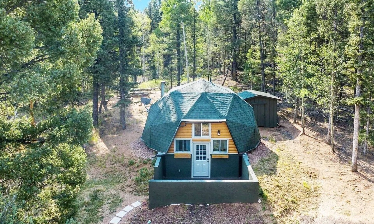 Divide Cabin | Charming Cabin W/Scenic Views Near Uc Health 2 Bedroom Cabin