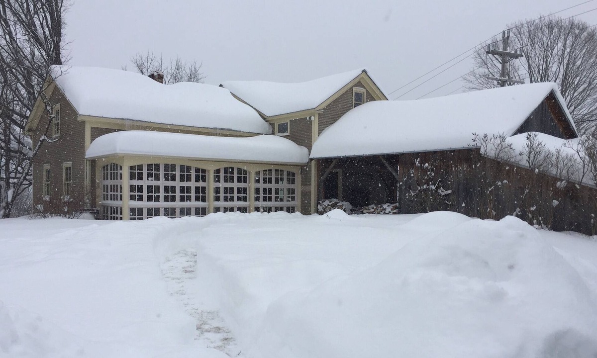 Richmond House | Charming Old Vermont Farmhouse: Rental