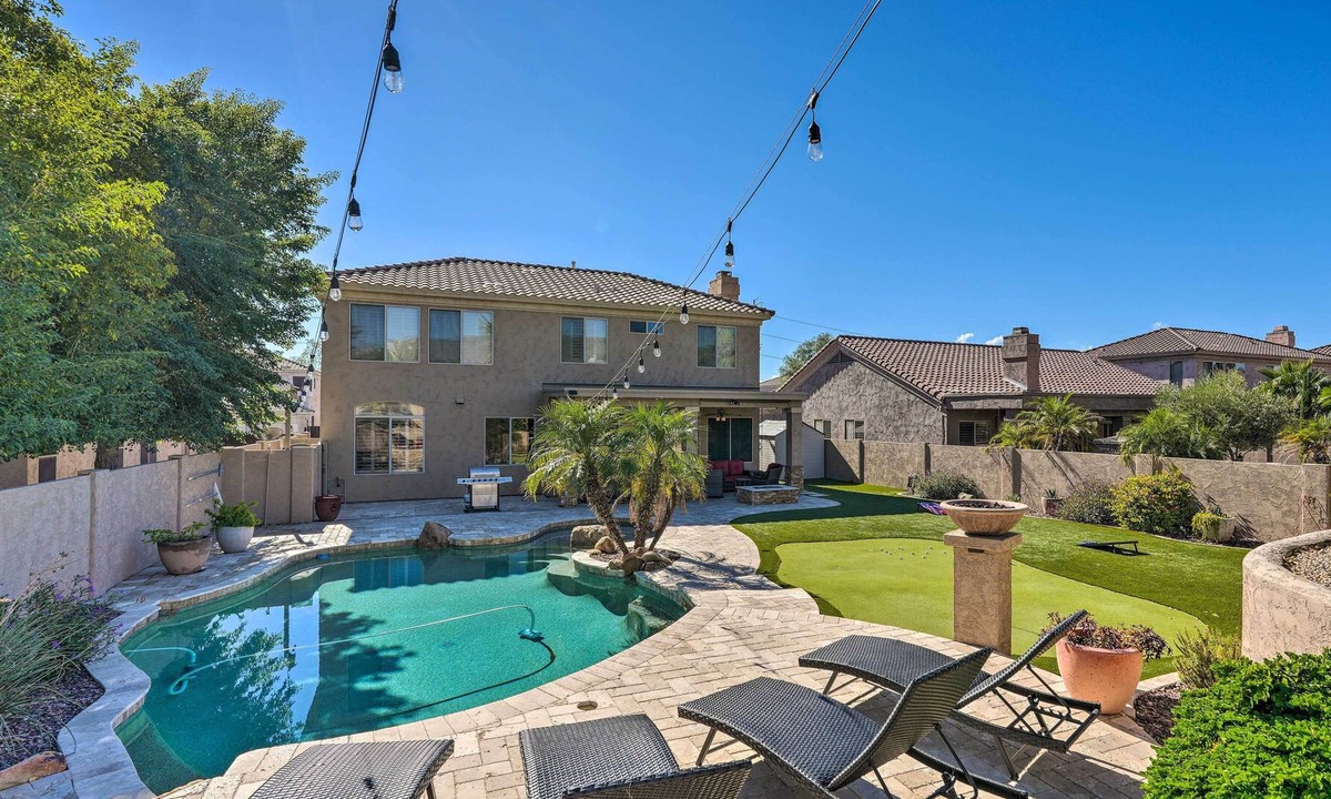 Maricopa County House | Chic Phoenix Abode w/ Pool, Patio & Putting Green