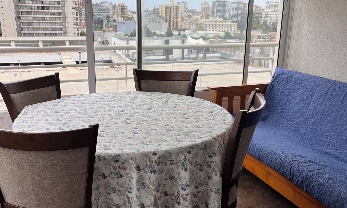Vina del Mar Apartment | Comfortable apartment in viña del mar, two minutes from the bus terminal.
