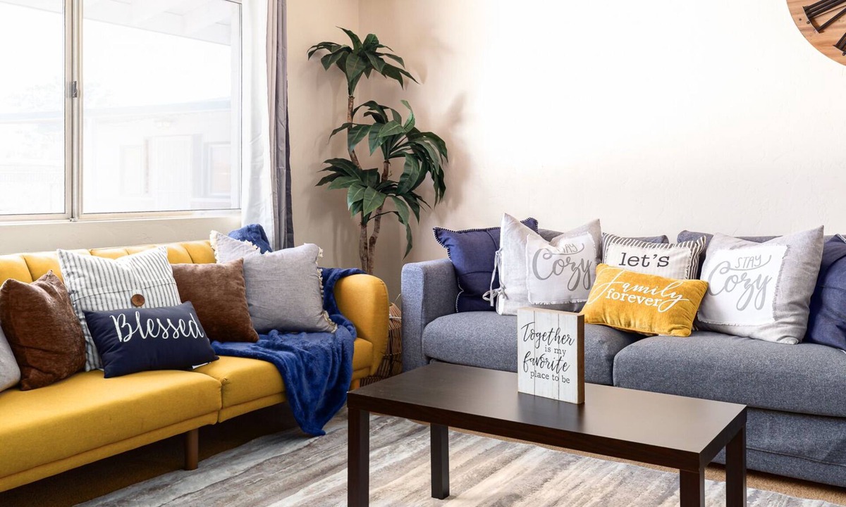 Midtown House | Cozy 2 bedroom Apt in Tucson | Laundry
