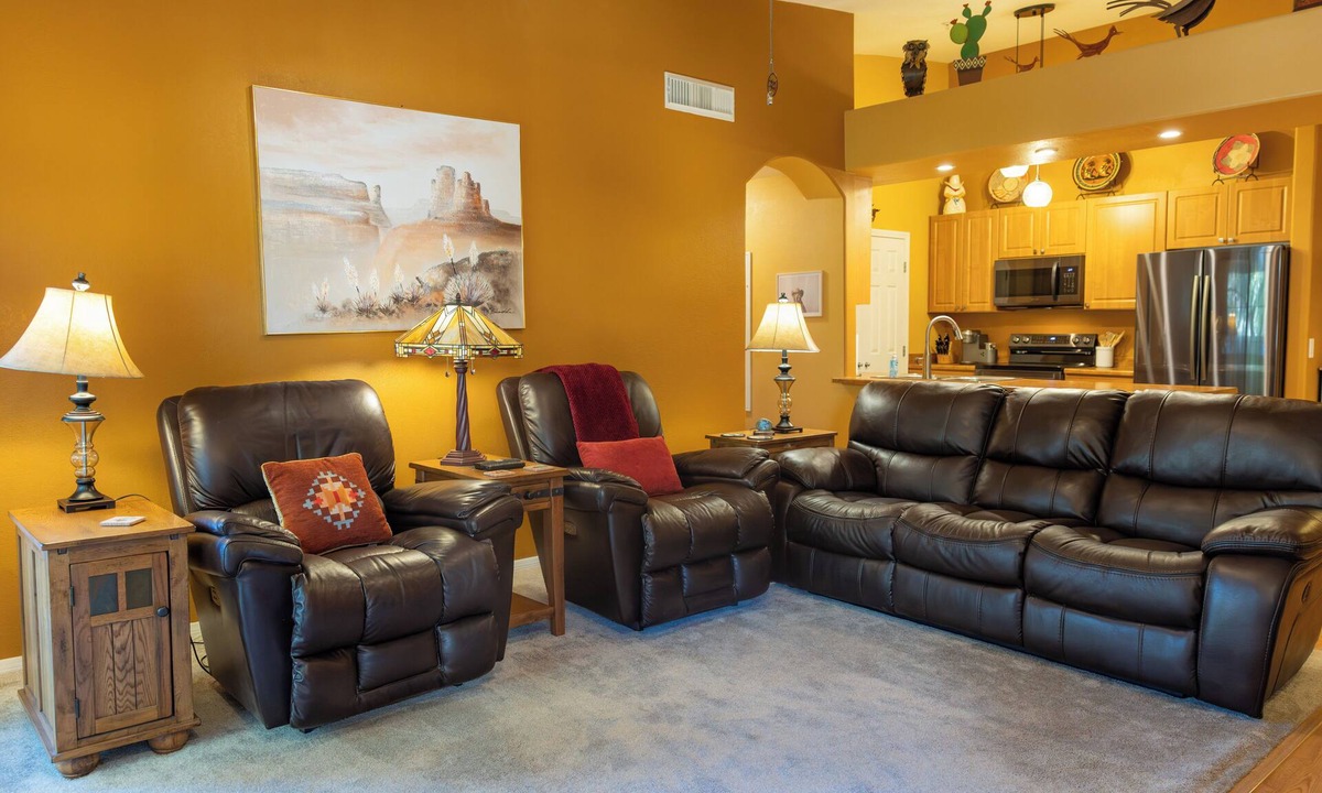Parkwood Ranch Condo | Cozy 2-Bedroom Condo with Mountain View, Hot tub and Heated Pools