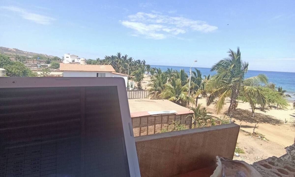Los Pinos House | Cozy and with spectacular ocean view!