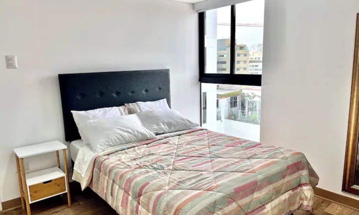 Sector 1 Apartment | Cozy apartment on San Isidro, lima - free wiffi, pool & gym.