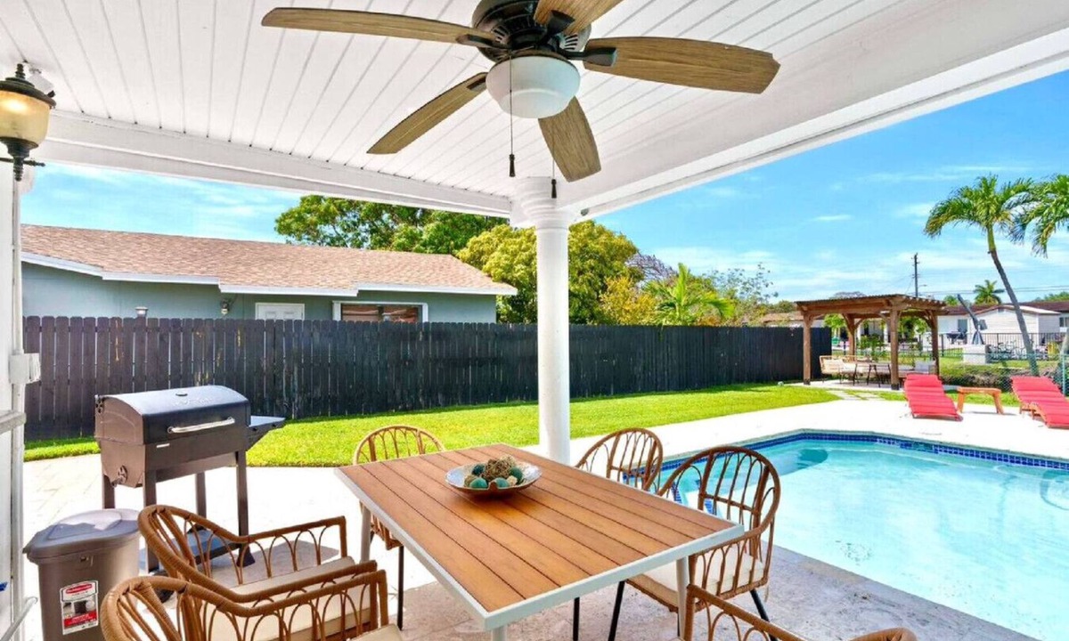 Westchester House | Cozy Casa Cabos - Pool BBQ Miami