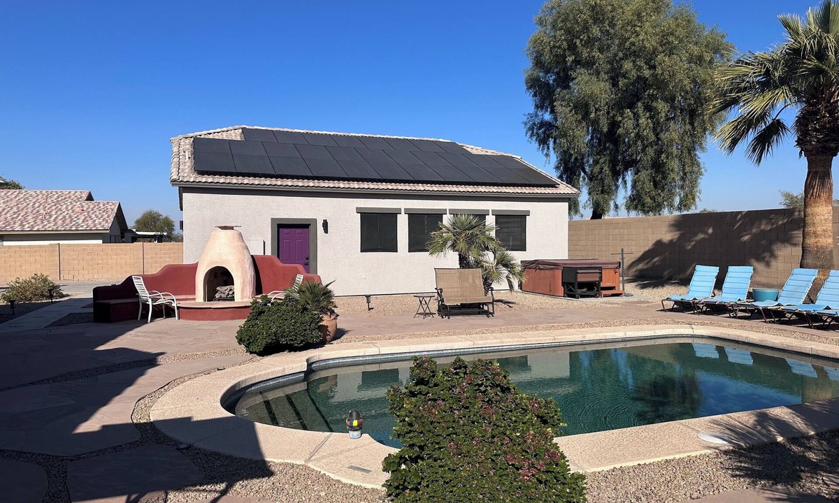 Litchfield Park Apartment | Cozy Guest House Apartment w/Shared Backyard Oasis, Spa & Pool