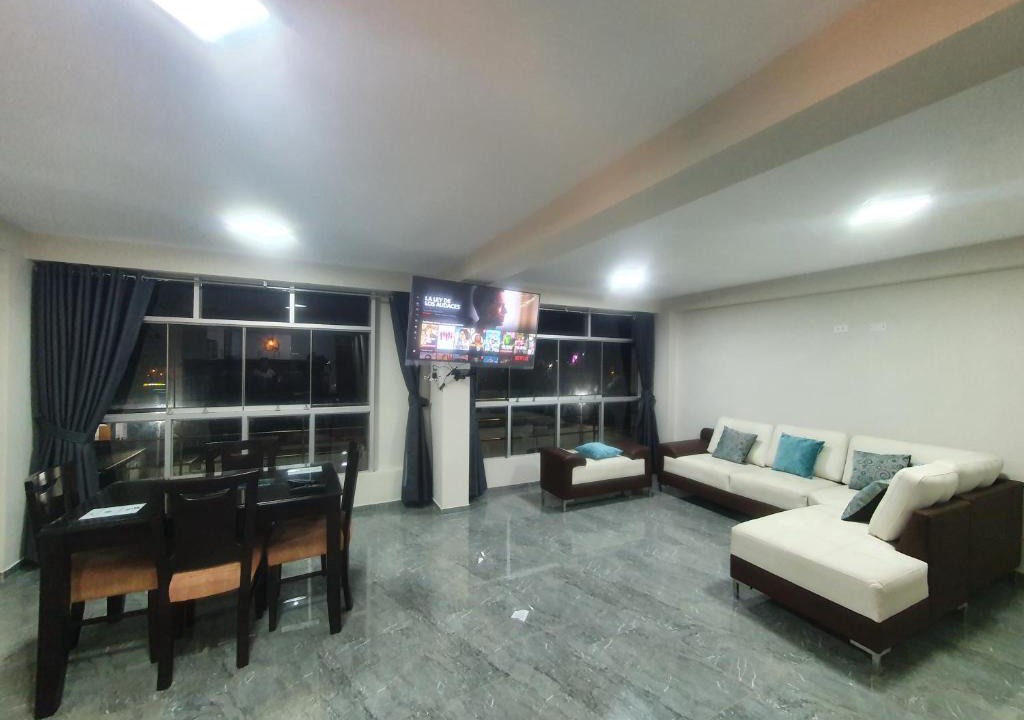 Los Cedros Apartment | Departamento amplio en Trujillo