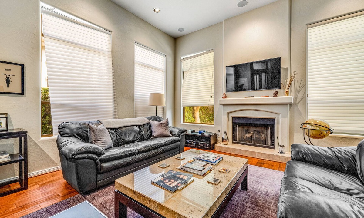 South Scottsdale House | Dog-friendly monthly rental with private backyard, grill, W/D - great location