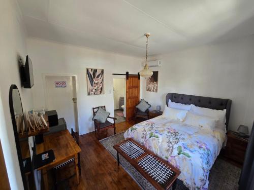 Colesberg House | Eagles Accommodation