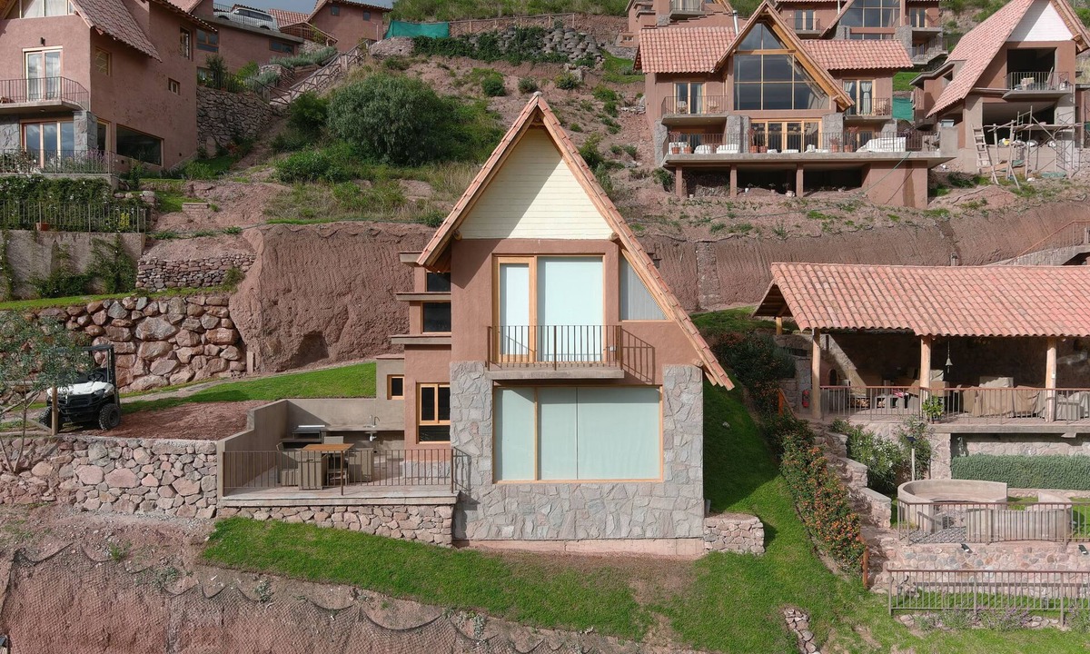 Huaran House | Enchanting 3-bedroom house with WiFi in Urubamba