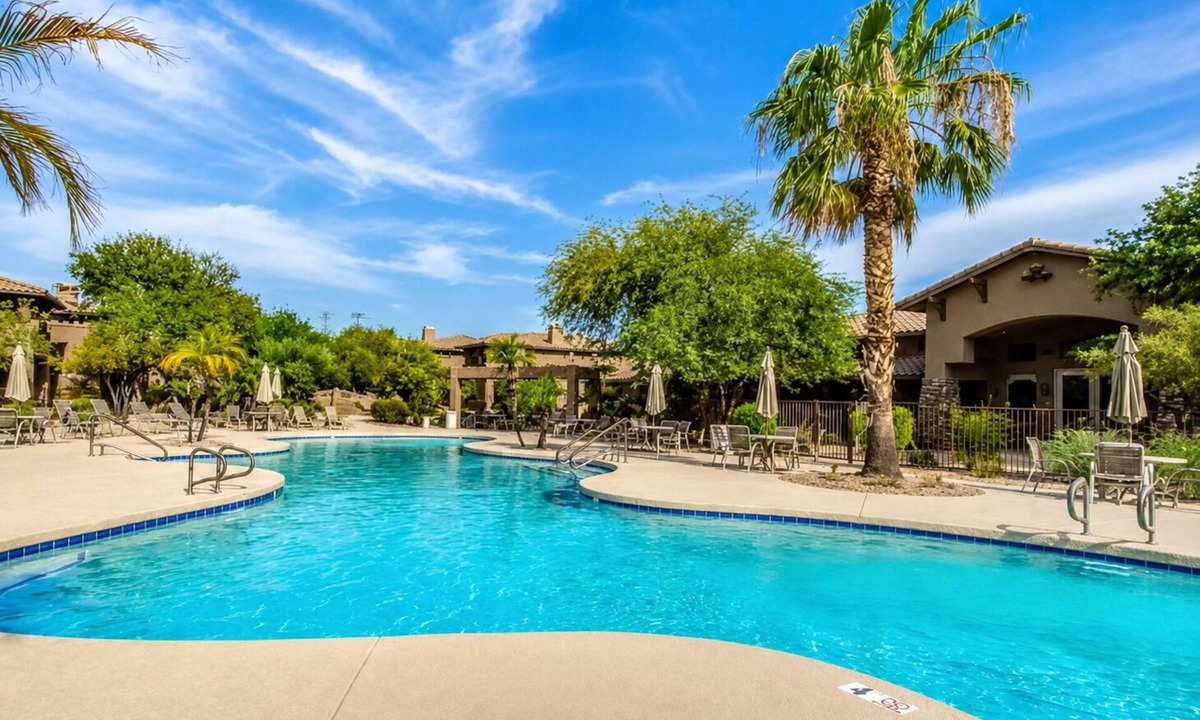 Central Scottsdale Condo | Escape to Sunny Scottsdale – Resort-Style 2BR Condo Near Mayo Clinic