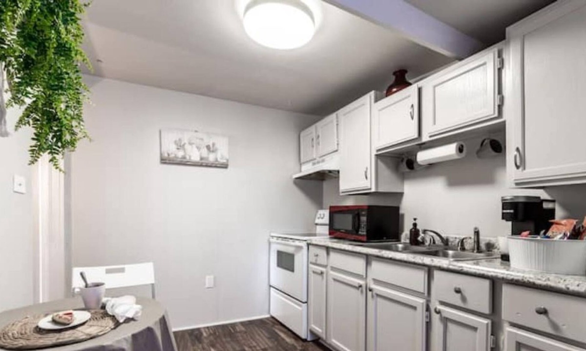 Excelsior Springs Apartment | Excellent Excelsior