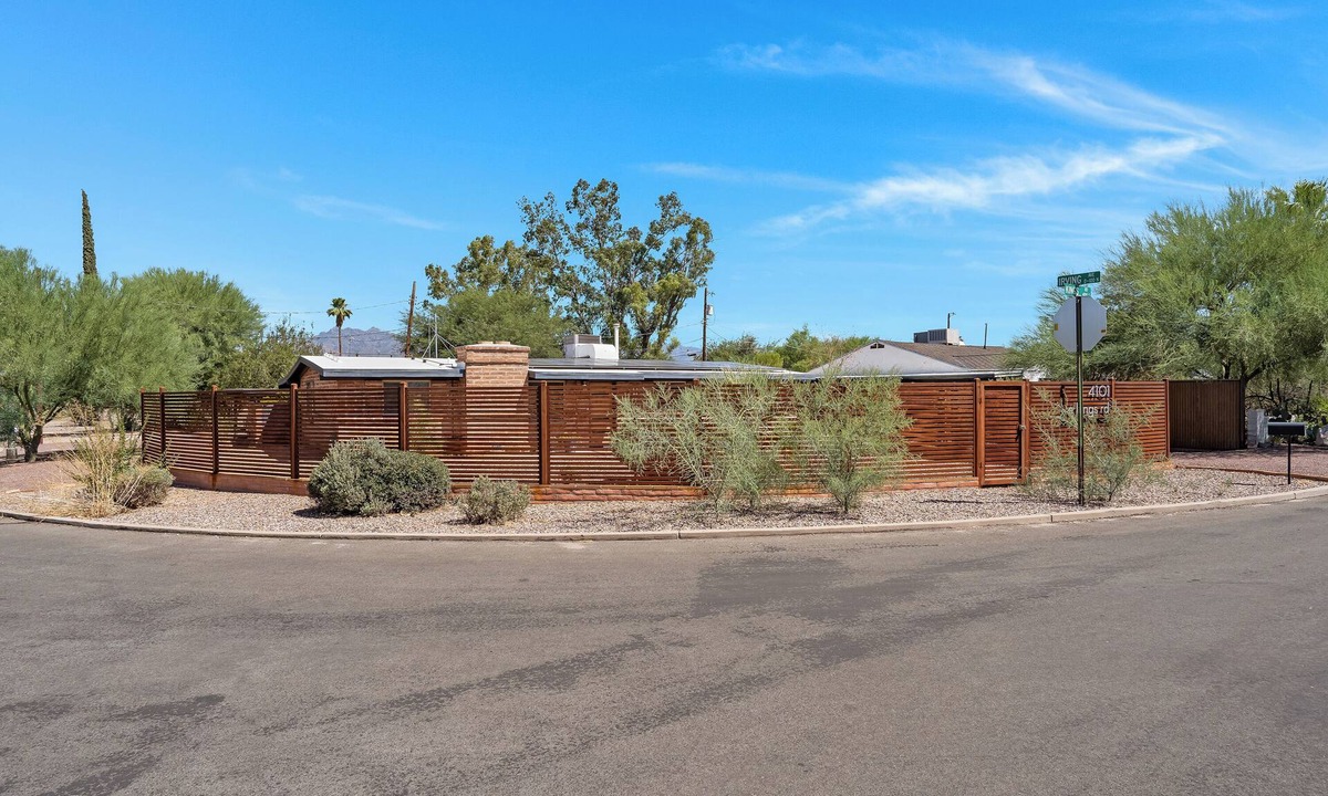 Peter Howell House | Exquisite mid-century retreat, nestled in the heart of a vibrant Tucson
