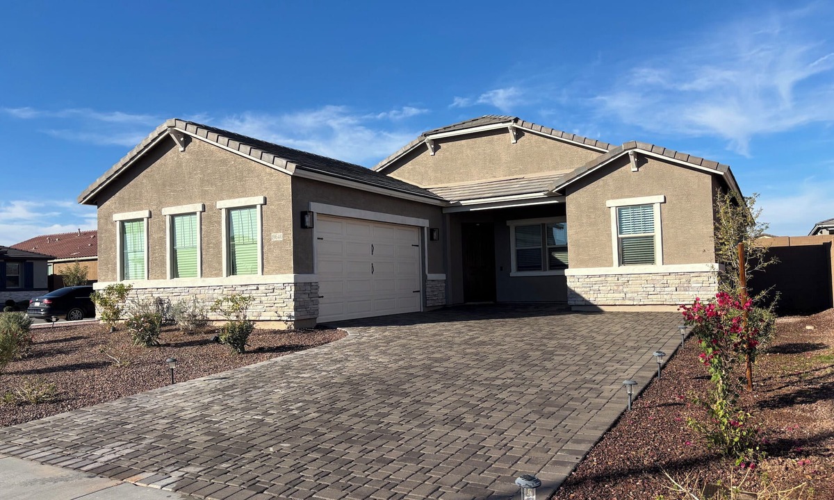 Buckeye House | Extended family vacation, spacious home 28 day minimum. 3BR-Office-2Full baths