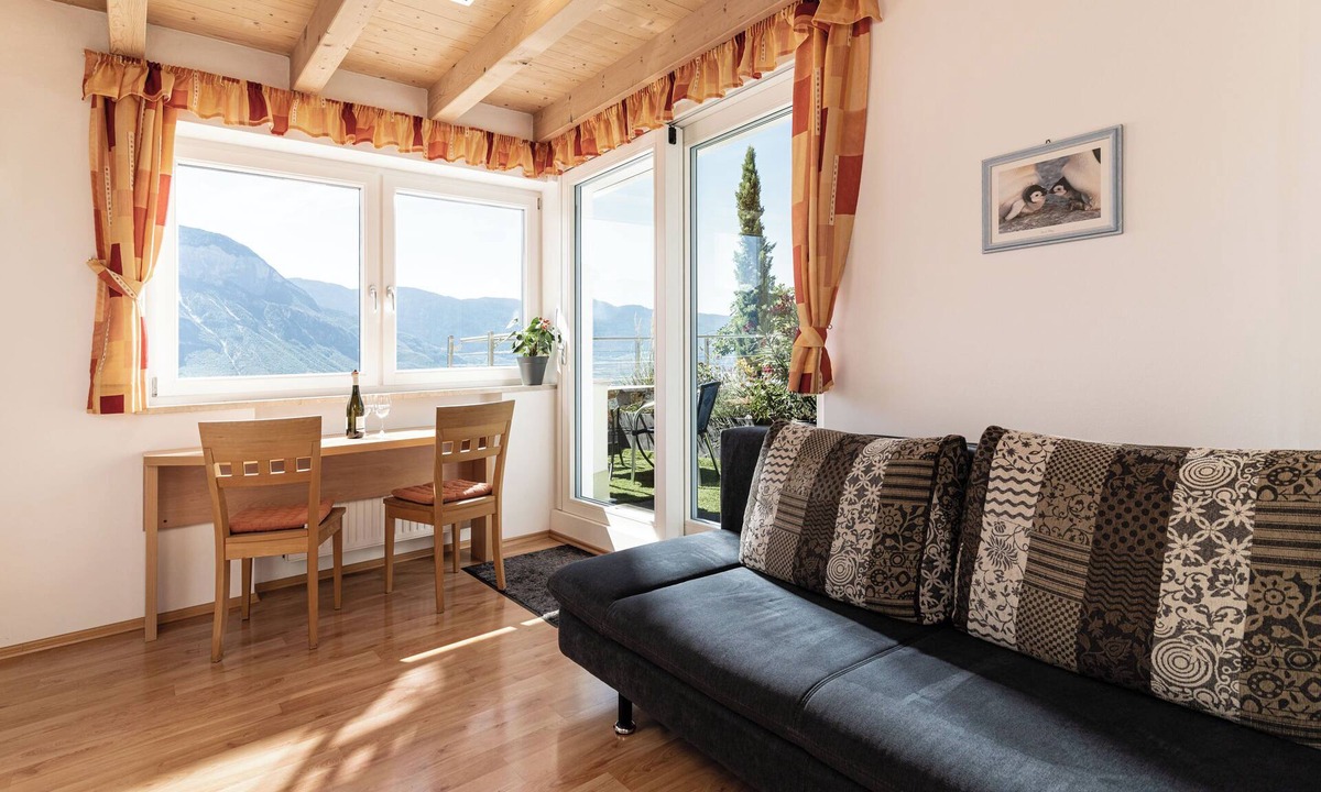 Kurtatsch an der Weinstraße Apartment | Ferienwohnung am Ortsrand von Kurtatsch