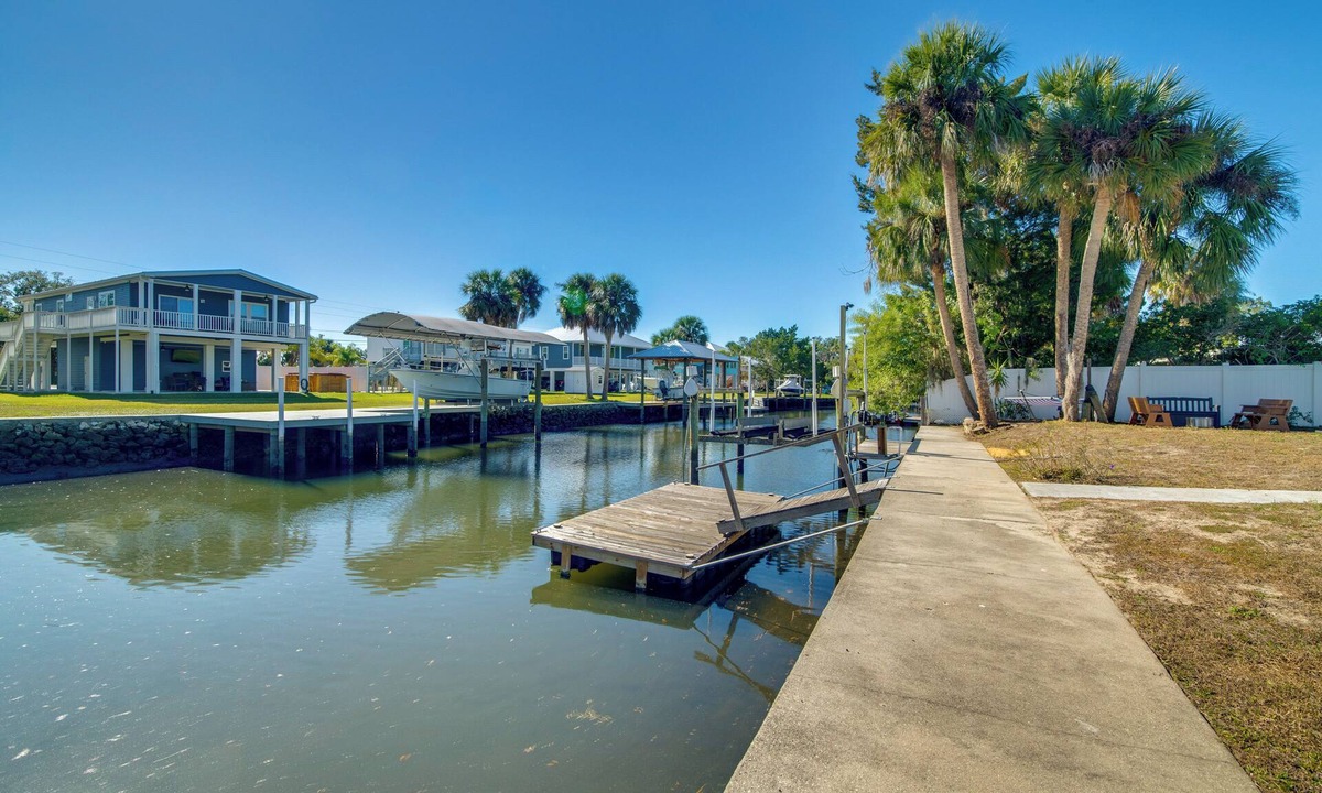 Crystal River House | Fish, Paddle & Explore: Crystal River Gem w/Dock