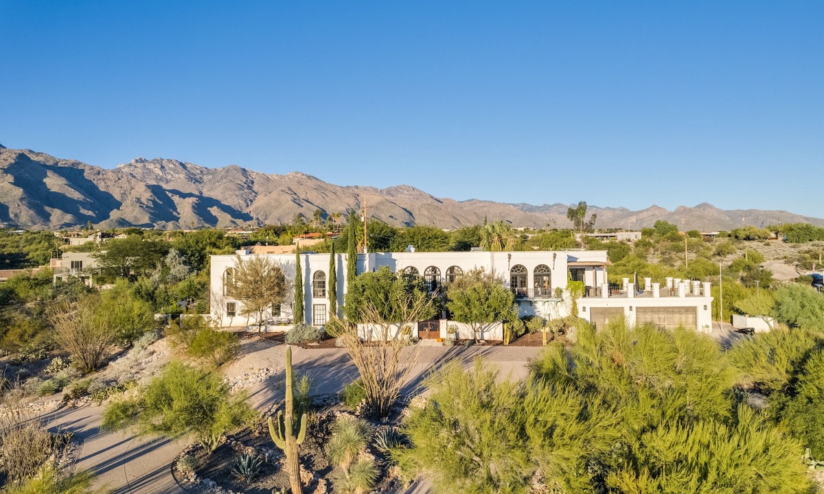 Flecha Caida Ranch Estates Cottage | Foothills Luxury Casita with Private Pickleball Court