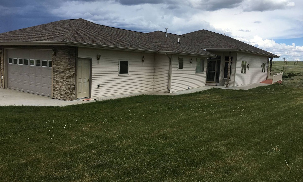 Nashua House | Fort Peck Vacation Home! 409 Milk River Drive