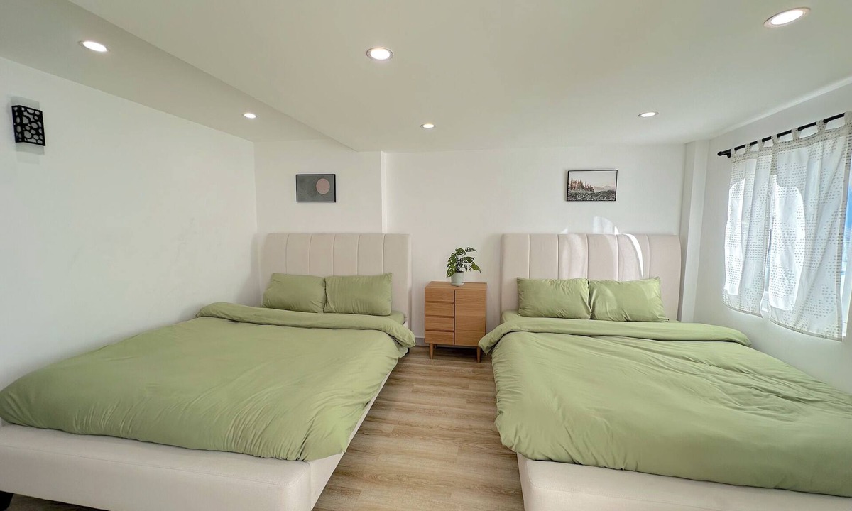 Phuong 10 House | Full townhouse 2BRs at Dalat center with full kitchen for family/group