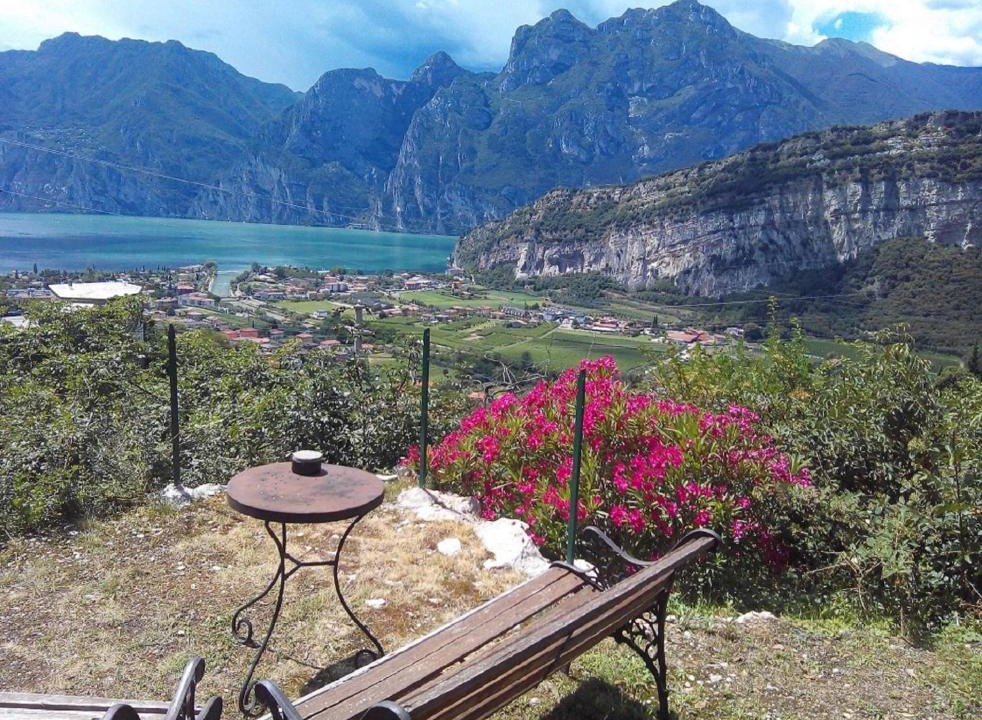 Torbole sul Garda Bed & Breakfast | Garden Belvedere B&B