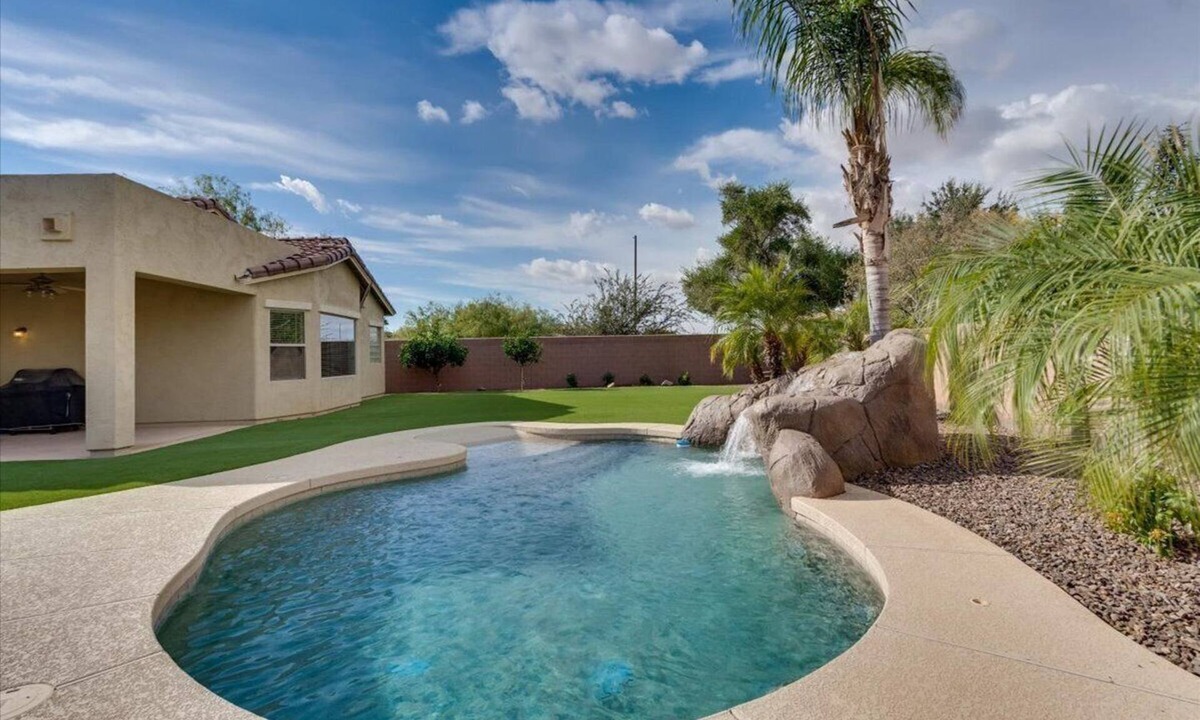 Lagos Vistoso House | Gated Lake Community - 3 Bedroom Remodeled Home with a Heated Pool