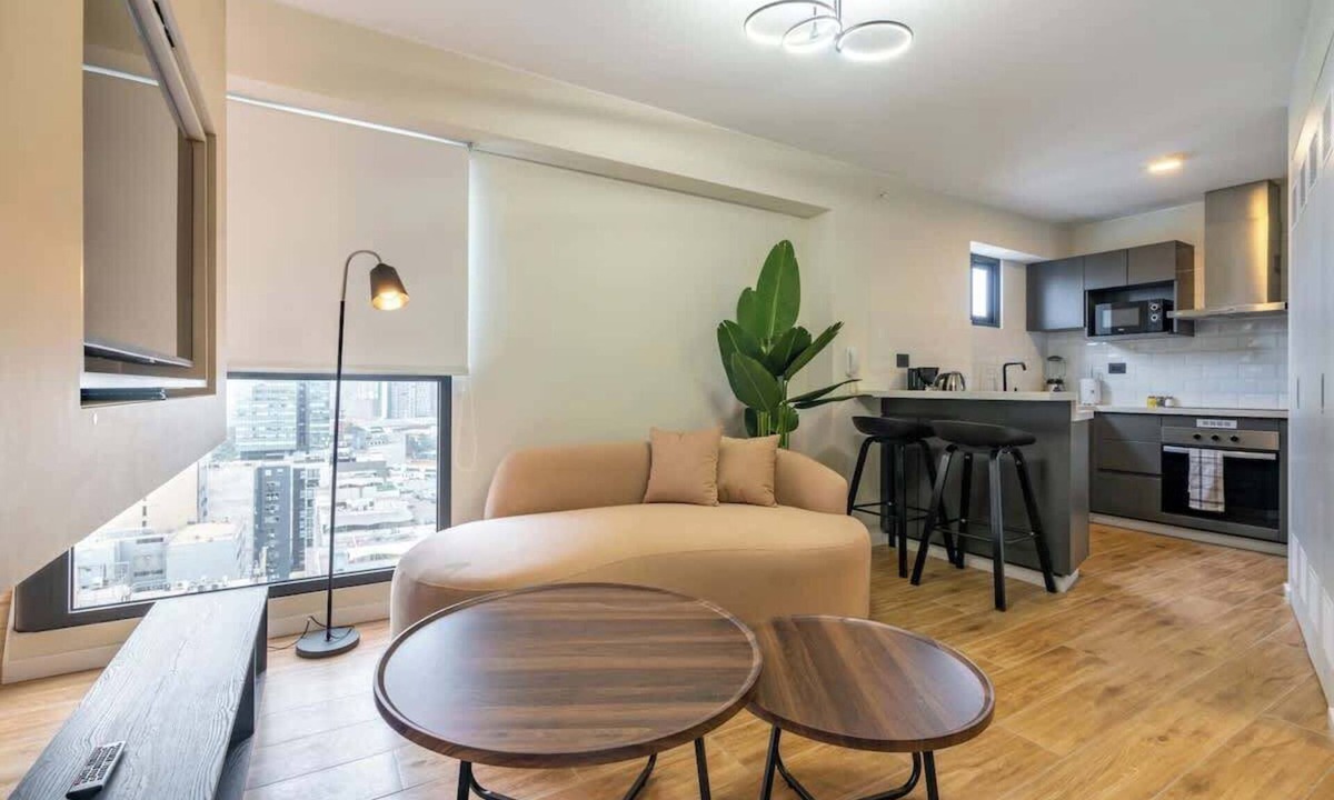 San Isidro Apartment | Geko | Compact Loft w/City Views in San Isidro