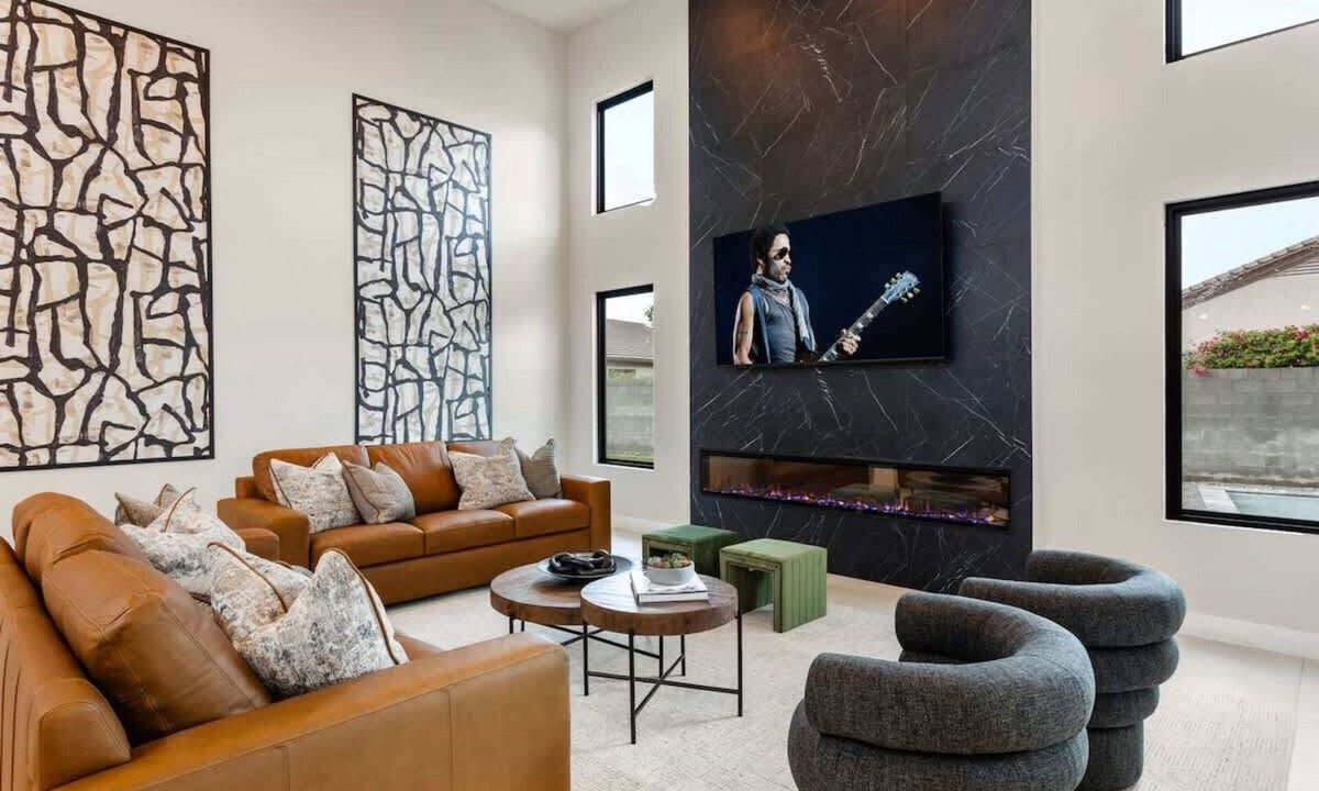 Palos Verdes House | Gemini-2 Homes-Heated Pool-Near Scottsdale Quarter