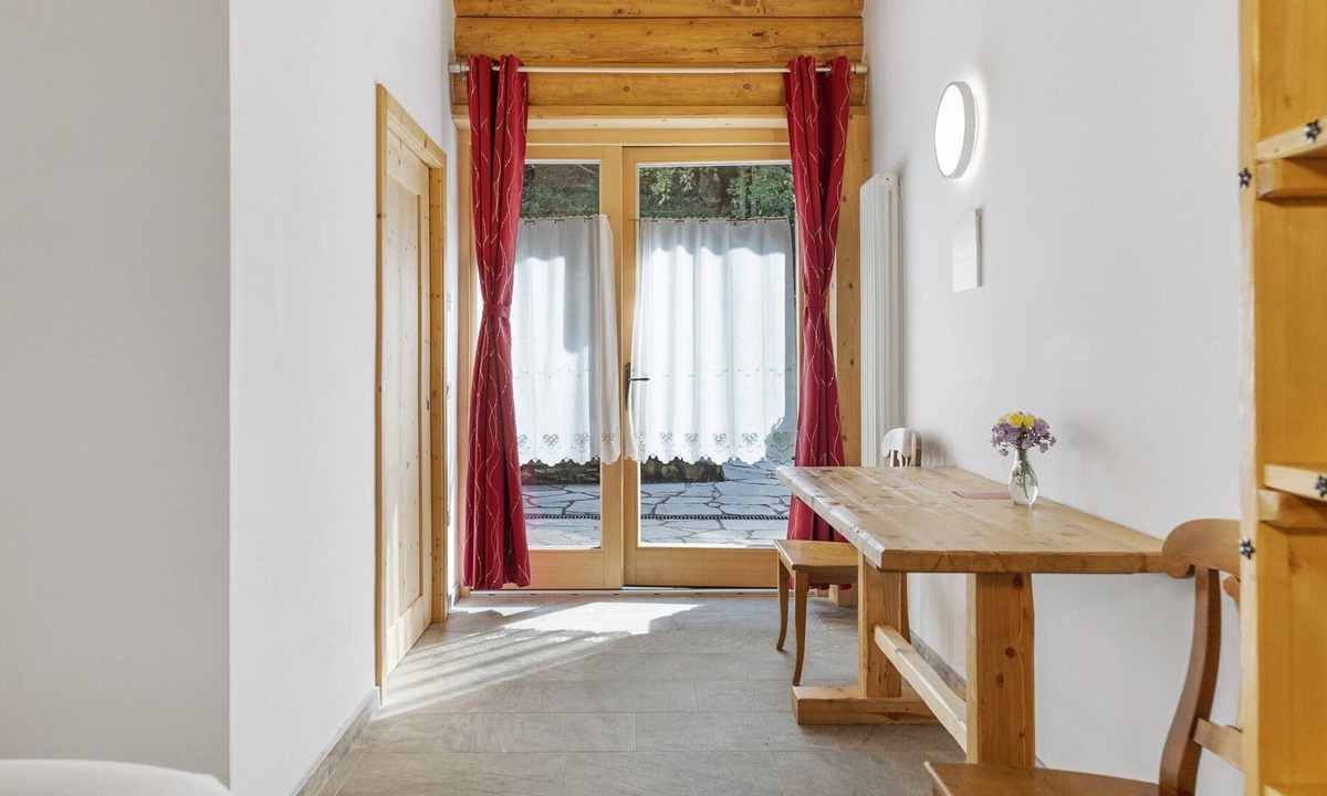 Cogolo Apartment | 'Genziana' Room with Mountain View, Private Terrace and Wi-Fi